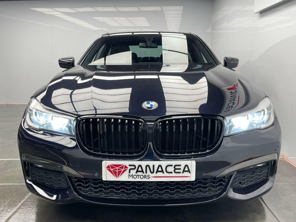 BMW 7 Series 3L M Sport MV68DGO Black #5