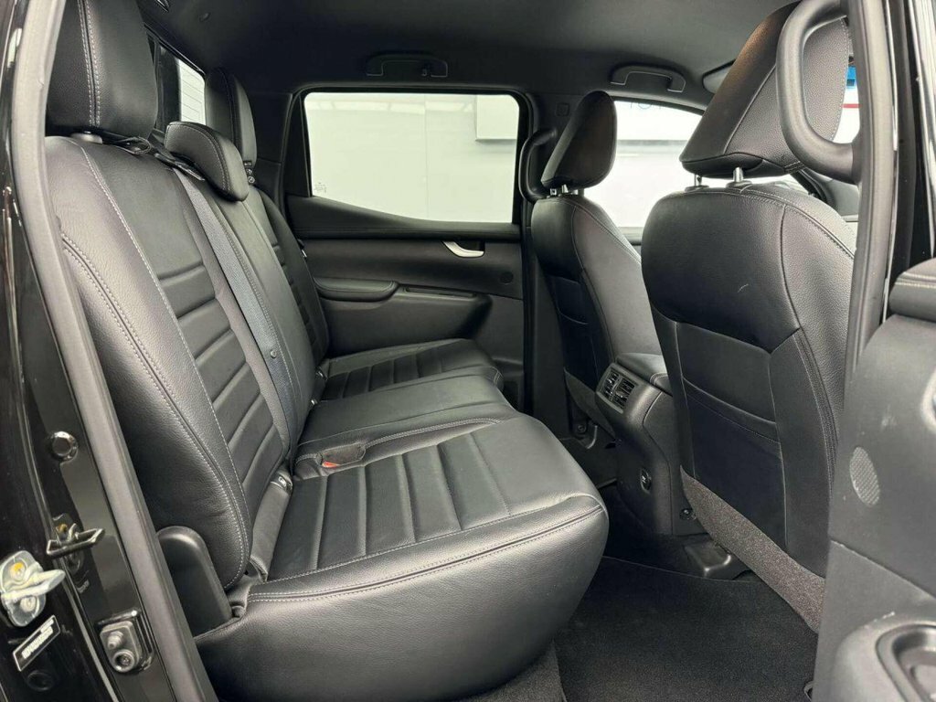 Mercedes-Benz X Class X250 Power D 4Matic White #47