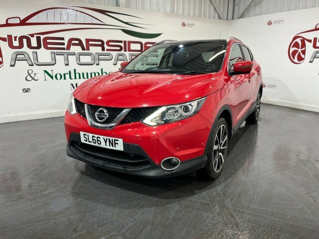 Nissan Qashqai 1.6 Dig-t Tekna Suv 2Wd Euro 6 Red #3