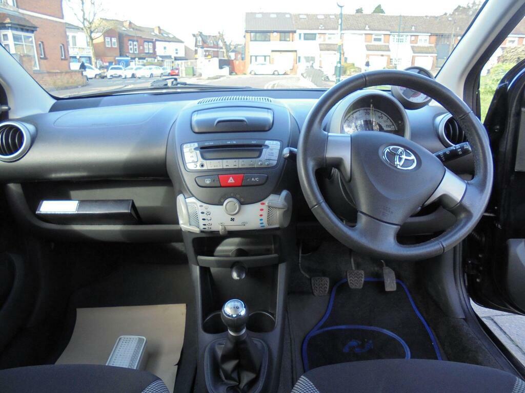 Toyota Aygo 1.0 Vvt-i Move Euro 5 FY14BFV Black #5
