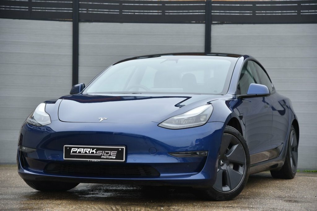 Tesla Model 3 Saloon GL70RNN Blue #5