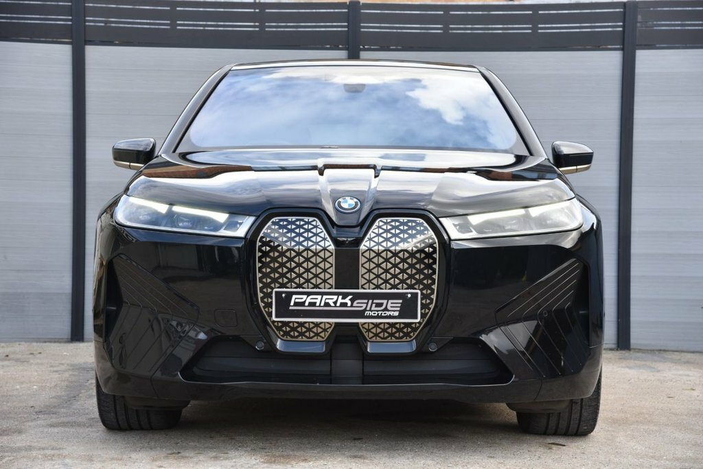 BMW iX Suv H18GBG Black #4