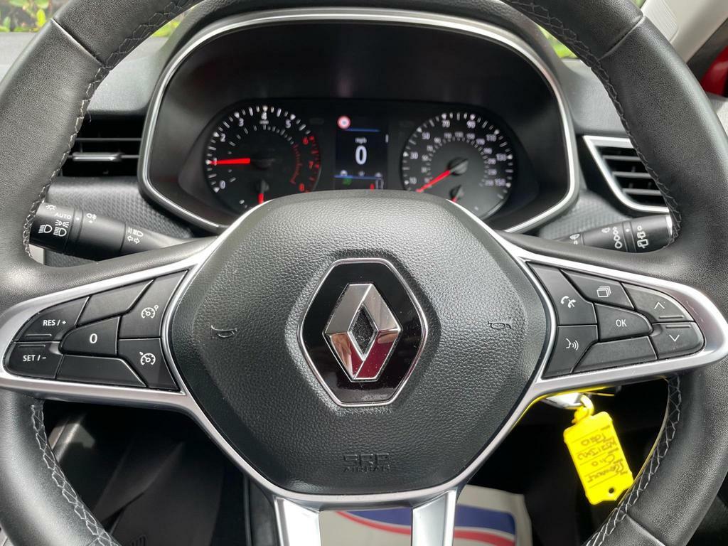 Renault Clio 1.0 Tce Play Euro 6 S S WJ21JXU Red #3
