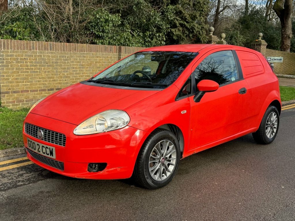 Fiat Grande Punto 1.3L Active Red