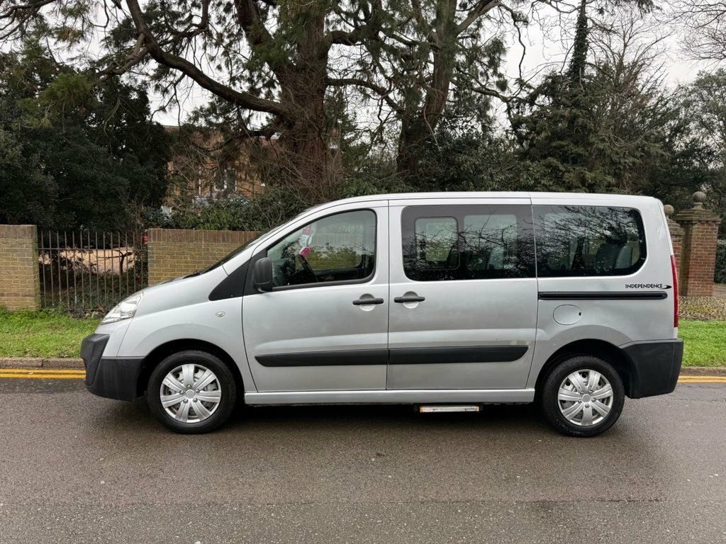 Peugeot Expert Tepee 2L Null Silver #4