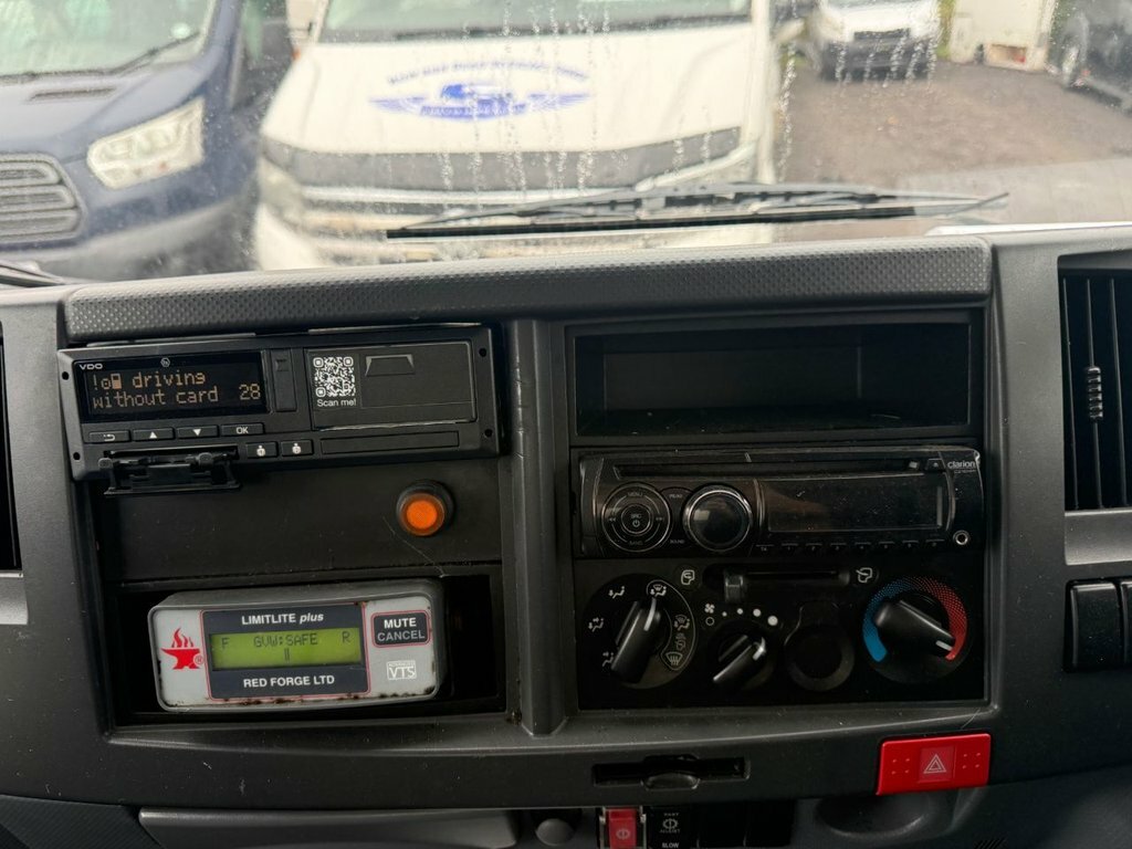 Isuzu 5.2 L White #14