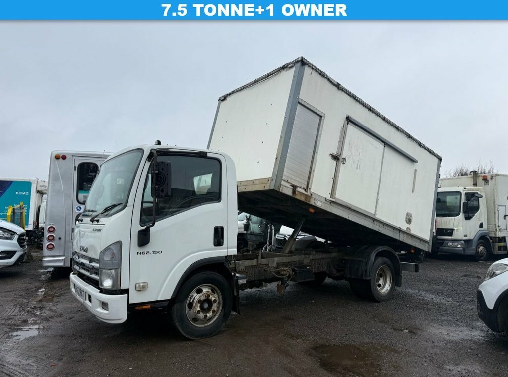 Isuzu 5.2 L White #1