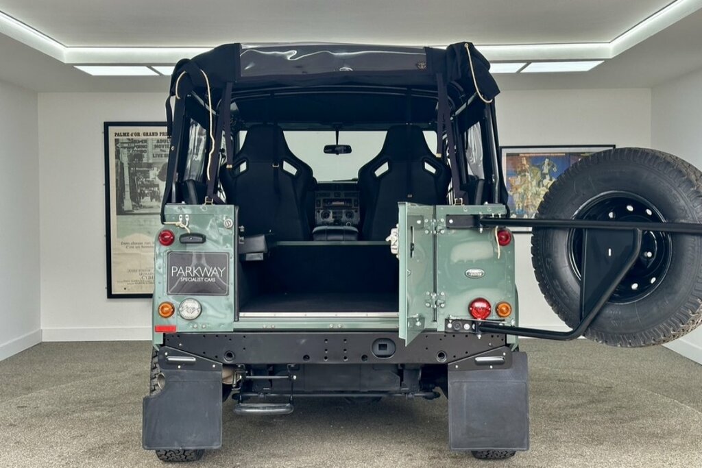 Land Rover Defender 90 Xs 2.2 Soft Top LV12ATK Green #4