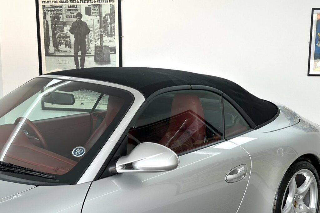 Porsche 911 Carrera S Cab Man Silver #4