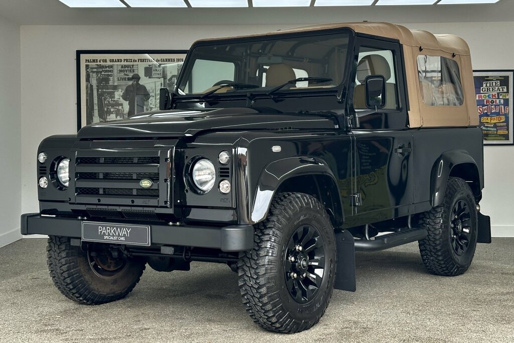 Land Rover Defender 90 2.2 Black Edition S Top WJI1386 Black #3