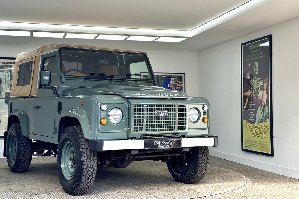 Land Rover Defender 90 2.2 Heritage S Top Green