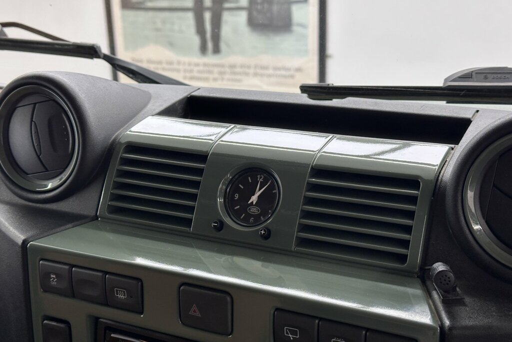 Land Rover Defender 90 2.2 Heritage S Top GV65MKL Green #2