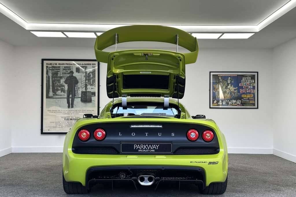 Lotus Exige Sport 350 Coupe Man Green #6