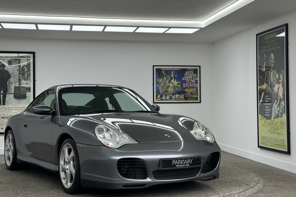 Porsche 911 Carrera 4S Coupe Grey
