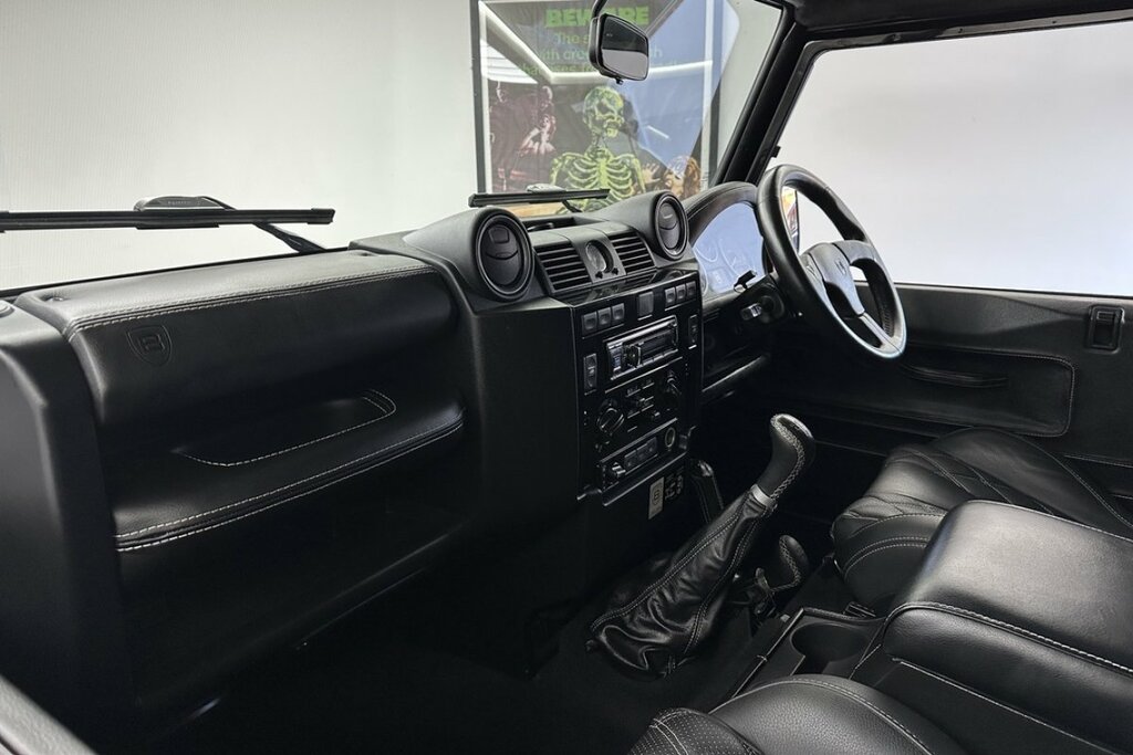 Land Rover Defender 90 Bespoke 3dr Manual LX13WKF Black #4