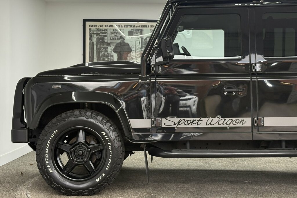 Land Rover Defender 110 Xs Rivolve Edition Black