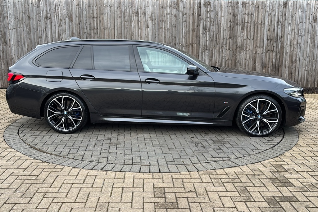 BMW 5 Series 530D Xdrive Mht M Sport 286 Ps Grey #4