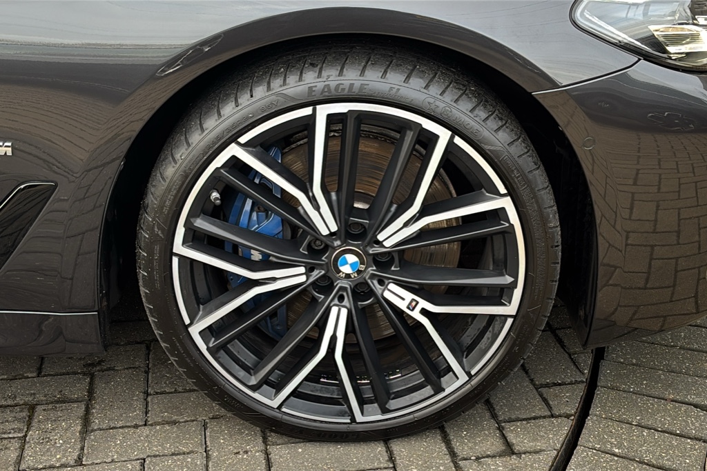 BMW 5 Series 530D Xdrive Mht M Sport 286 Ps Grey #5