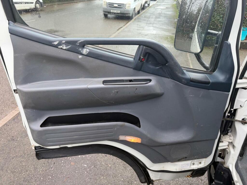 Mitsubishi Fuso Canter Diesel White #24