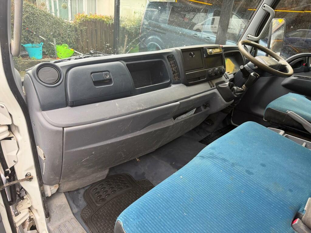 Mitsubishi Fuso Canter Diesel White #28