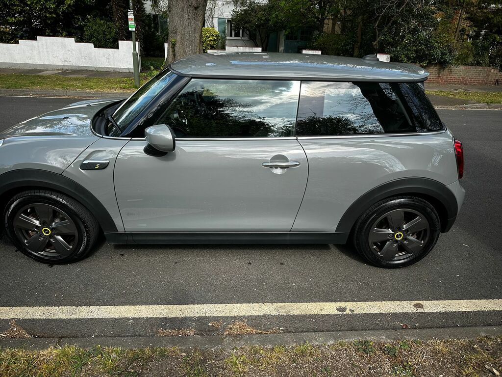 Mini Hatch Cooper S Level 1 Hatchback A Grey