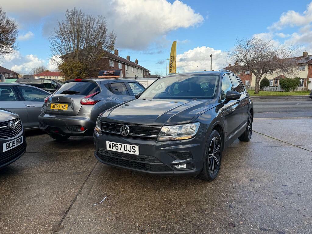 Volkswagen Tiguan 2.0 Tdi Se Navigation Euro 6 S S WP67UJS Grey #5