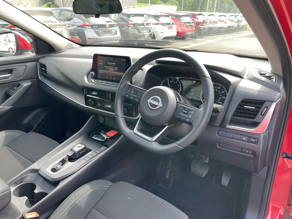 Nissan Qashqai 1.5 E-power Acenta Premium OV72UAU Red #6