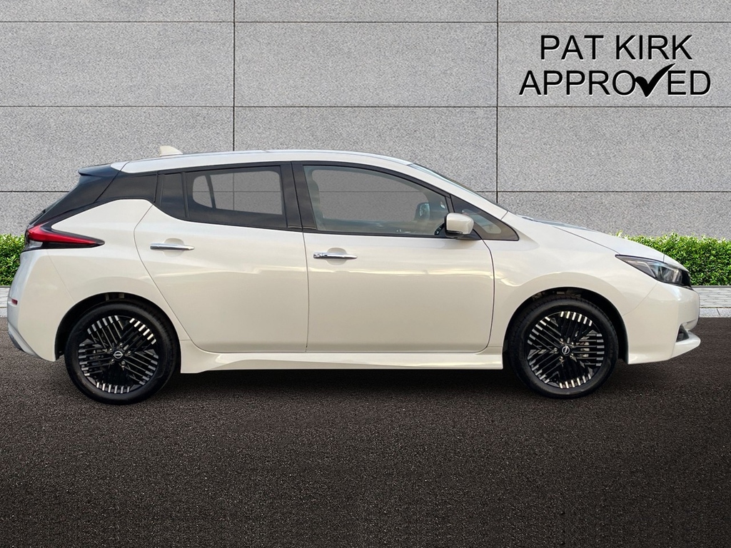 Nissan Leaf 110Kw Tekna 39Kwh BVZ1466 White #3