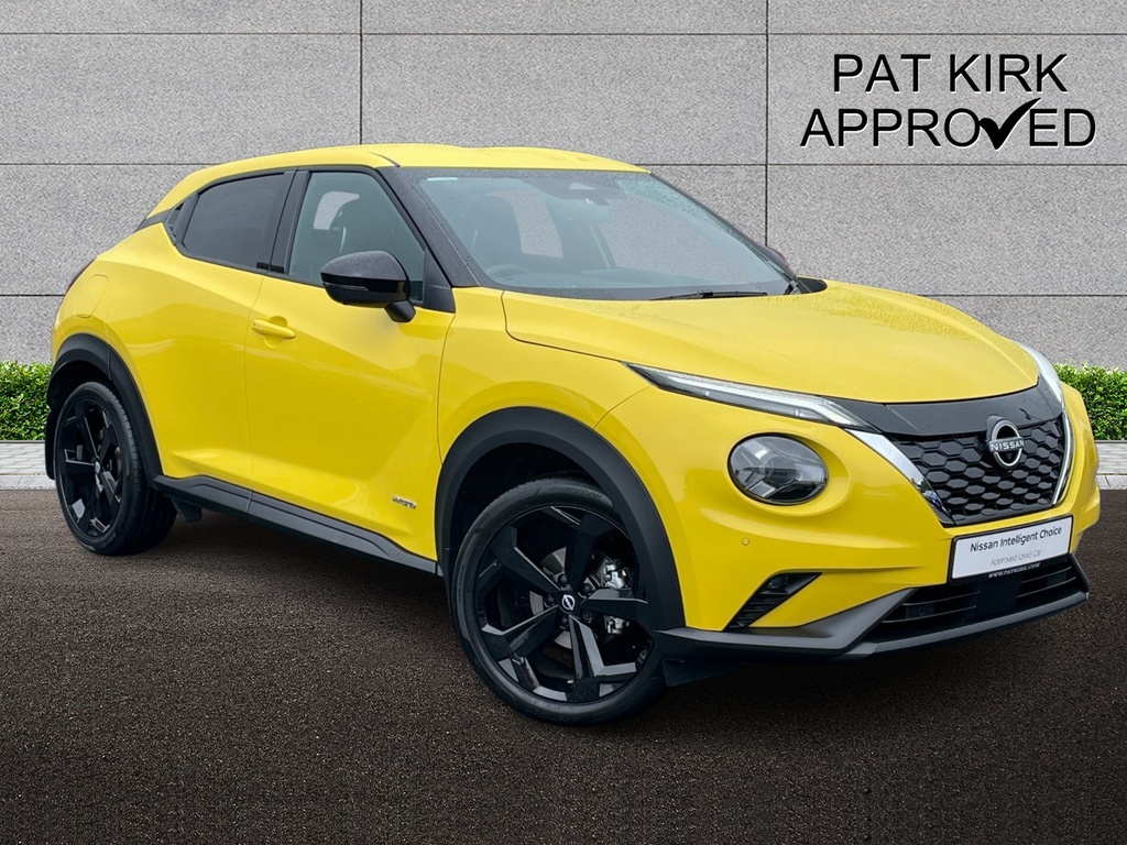 Nissan Juke 1.6 Hybrid Tekna Yellow