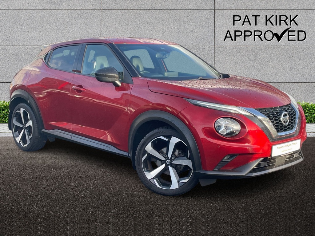 Nissan Juke 1.0 Dig-t 114 Tekna Red