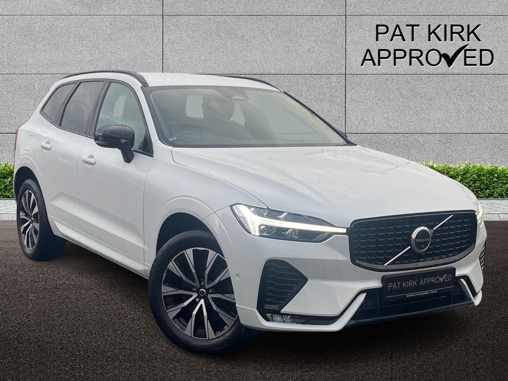 Volvo XC60 2.0 B4d Plus Dark Awd Geartronic White