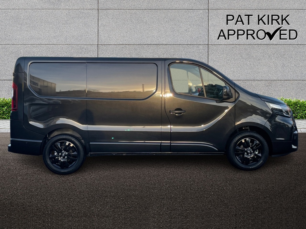 Nissan Primastar 2.0 Dci 130Ps H1 Tekna Van Black #3