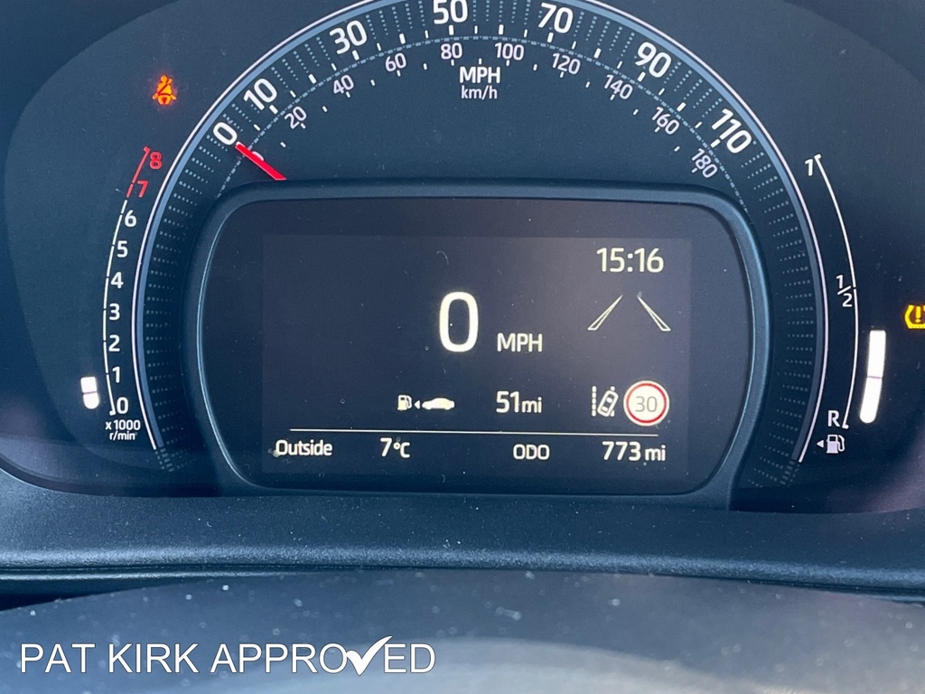 Toyota Aygo X 1.0 Vvt-i Edge WRZ6776 Red #6