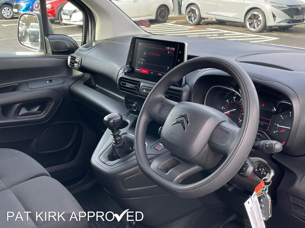 Citroen Berlingo 1.5 Bluehdi 1000Kg Enterprise Ed 100Ps 6 Speed Ss LE72FFH White #4