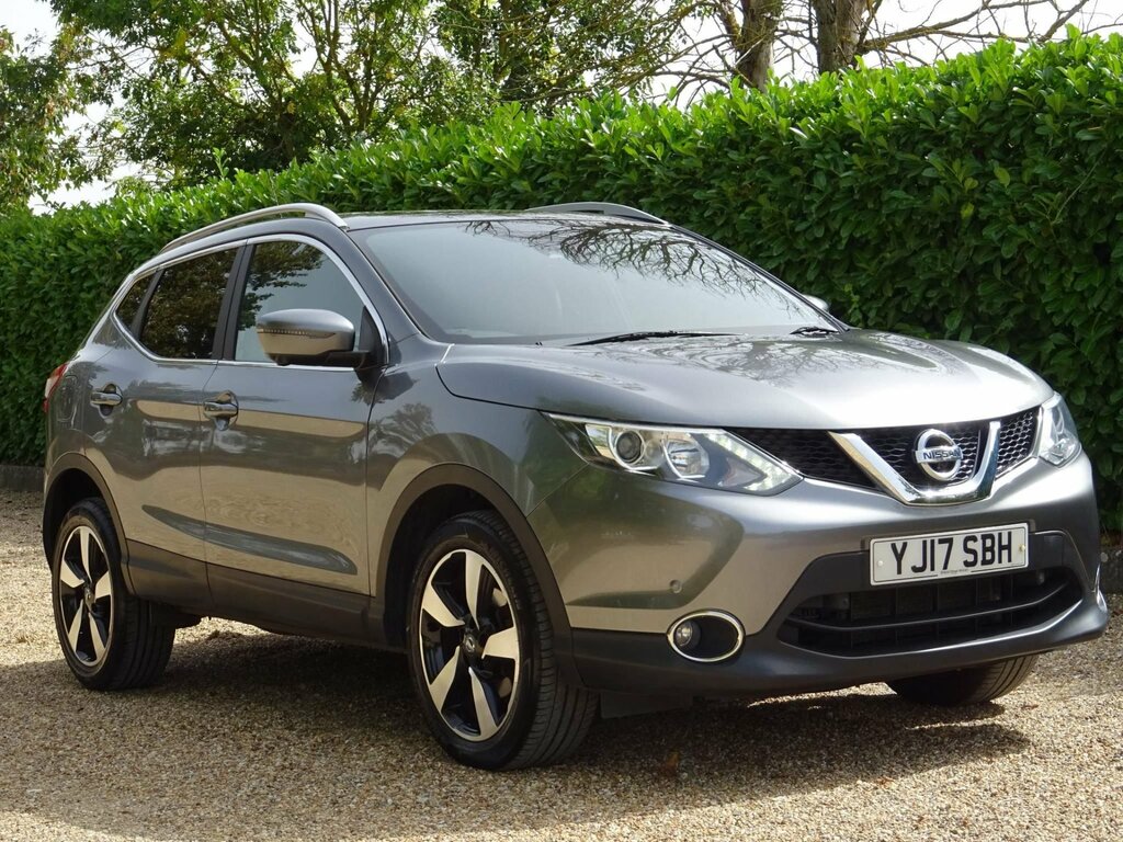 Nissan Qashqai 1.2 Dig-t N-vision Suv 2Wd Euro Grey