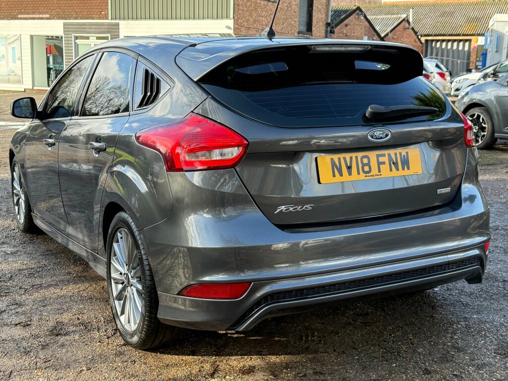Ford Focus 1.0T Ecoboost St-line Euro 6 Ss NV18FNW Grey #4