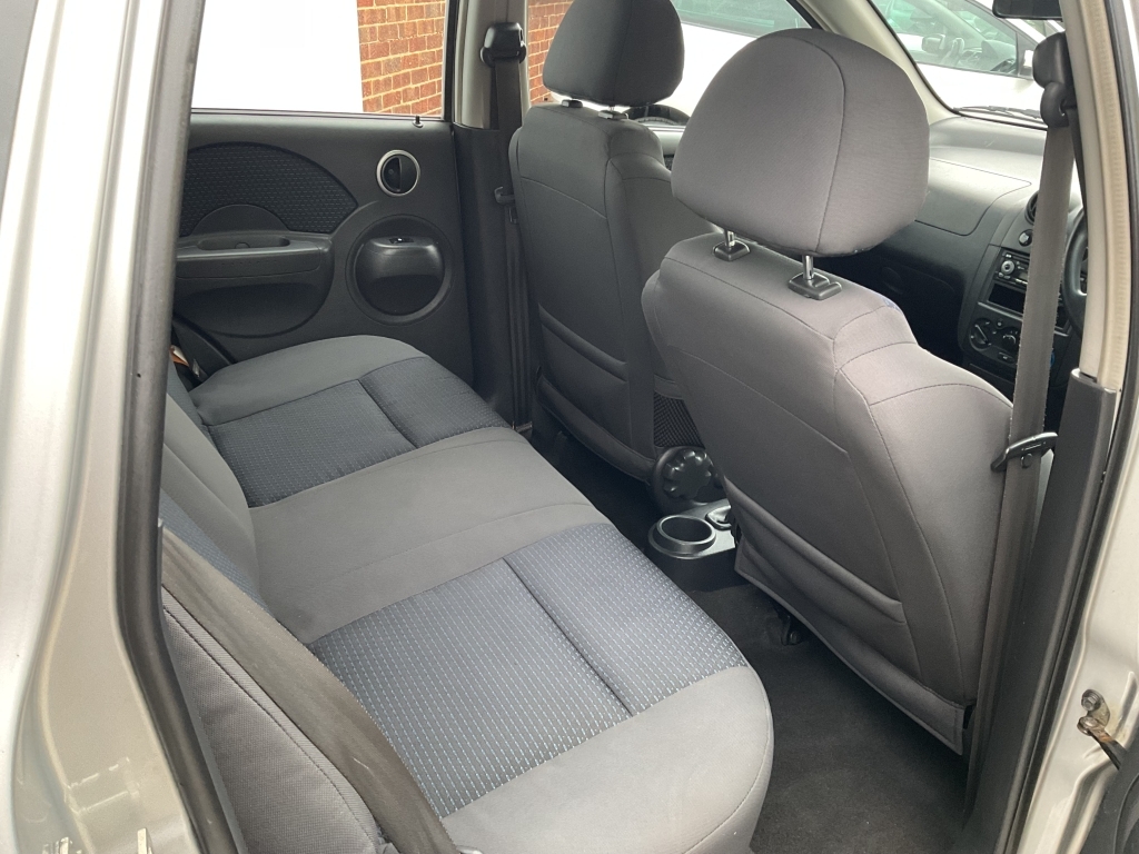 Chevrolet Kalos Hatchback 1.4 Silver #15