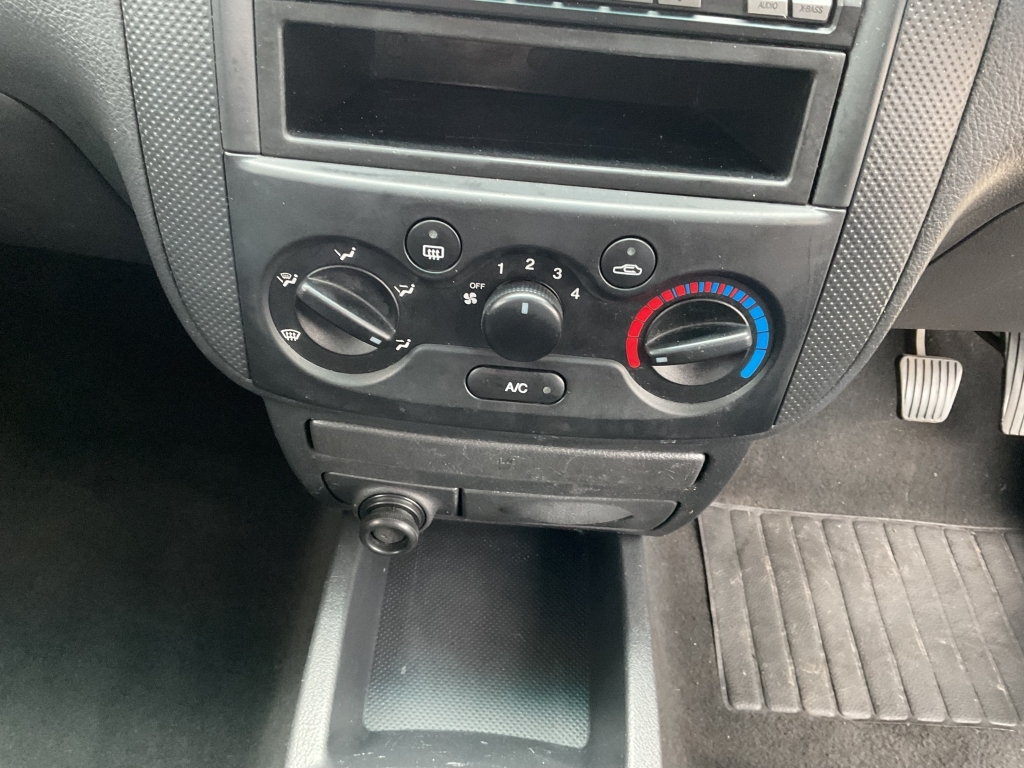 Chevrolet Kalos Hatchback 1.4 Silver #12