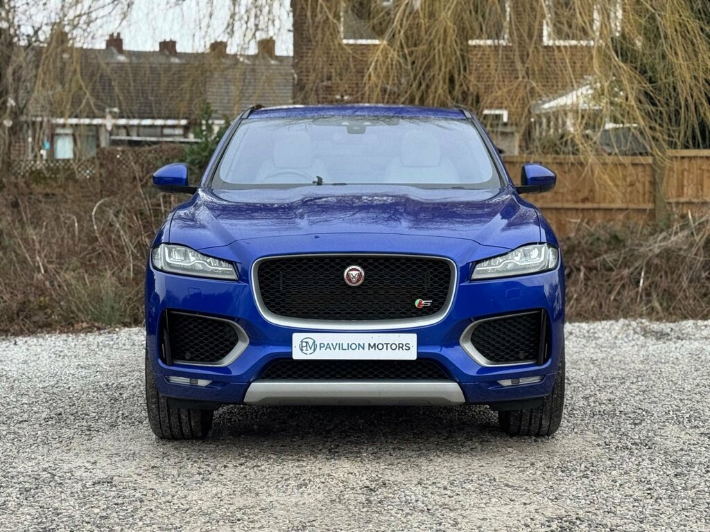 Jaguar F-Pace 3.0 D300 V6 First Edition Awd Euro 6 Ss NA16YHY Blue #4
