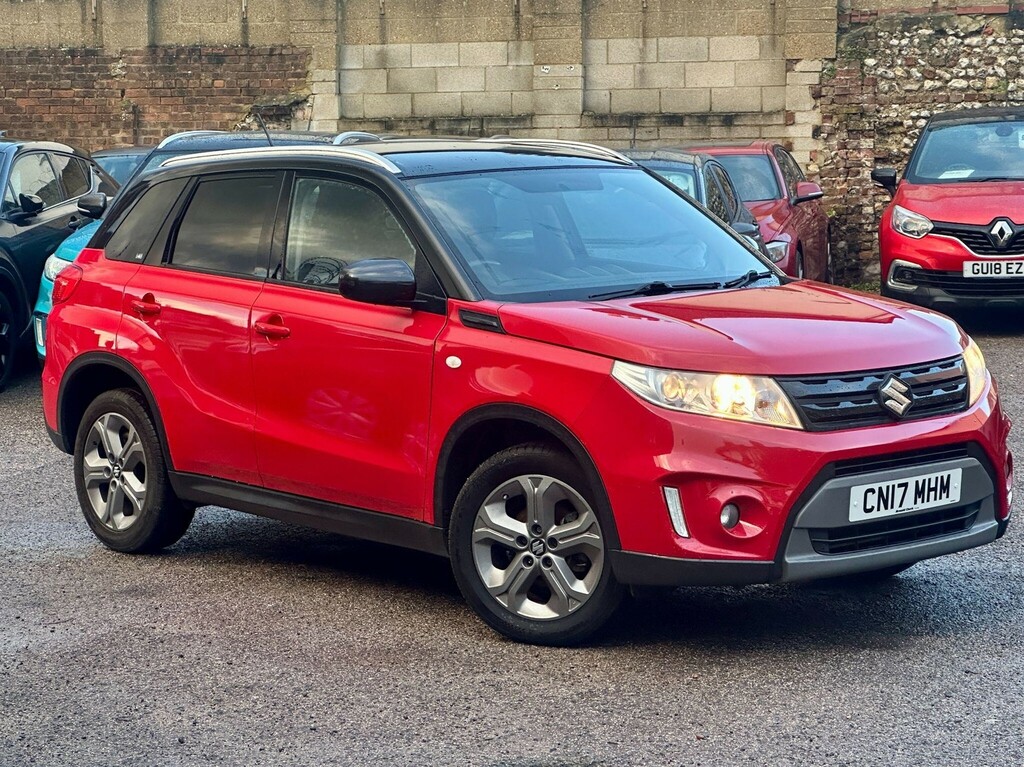 Suzuki Vitara Suv Red