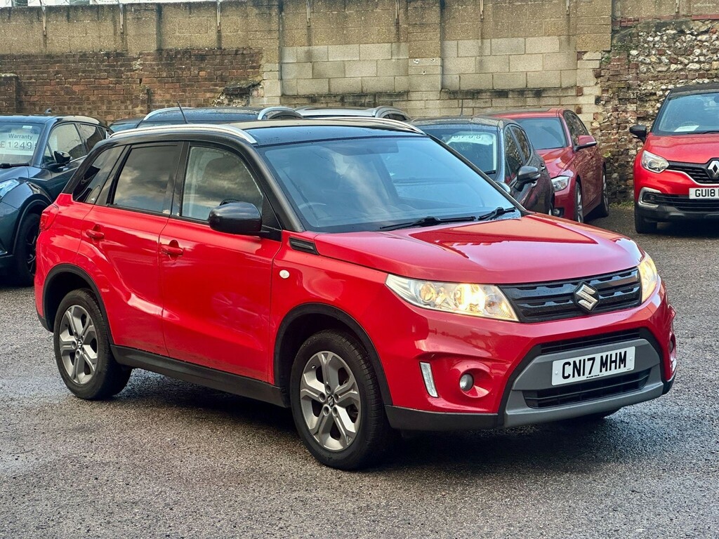 Suzuki Vitara Suv CN17MHM Red #5