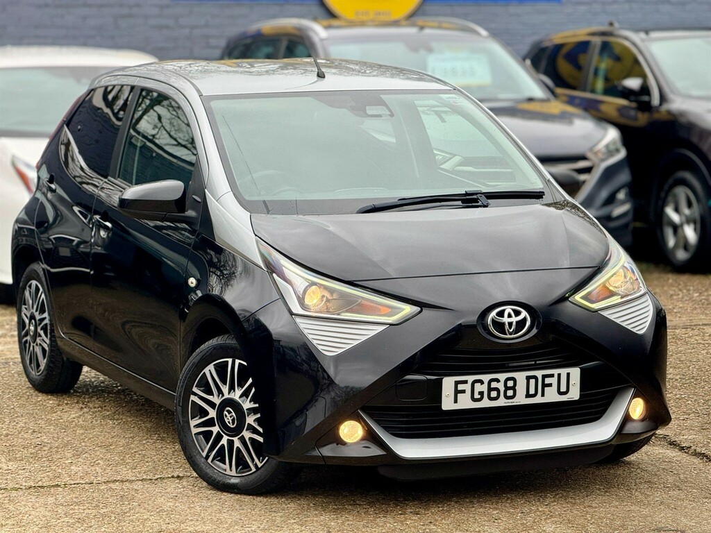 Toyota Aygo Hatchback FG68DFU Black #6
