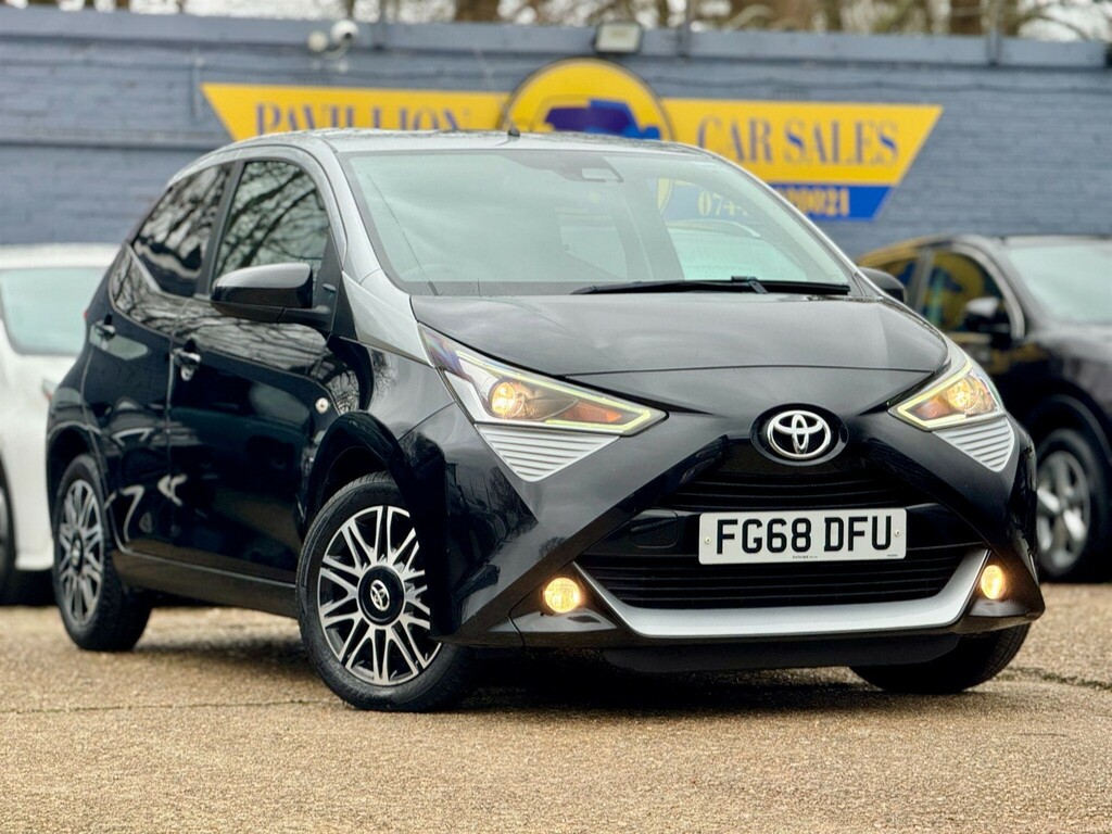Toyota Aygo Hatchback Black