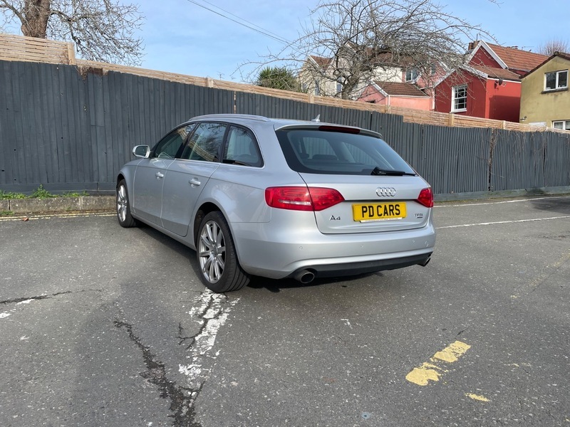 Audi A4 Avant Tfsi Quattro Se Technik Silver #4