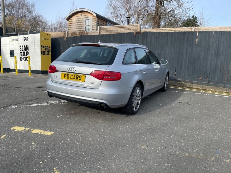 Audi A4 Avant Tfsi Quattro Se Technik Silver #3