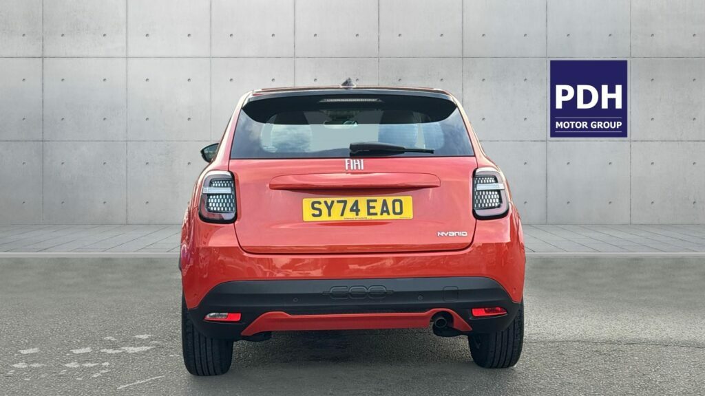 Fiat 600 1.2 Hybrid 100Bhp 48V Edct-6 SY74EAO Orange #4