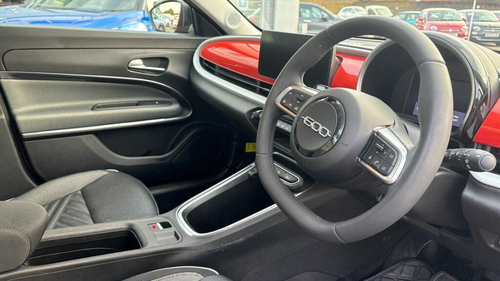 Fiat 600 1.2 Hybrid 100Bhp 48V Edct-6 SY74EAO Orange #6