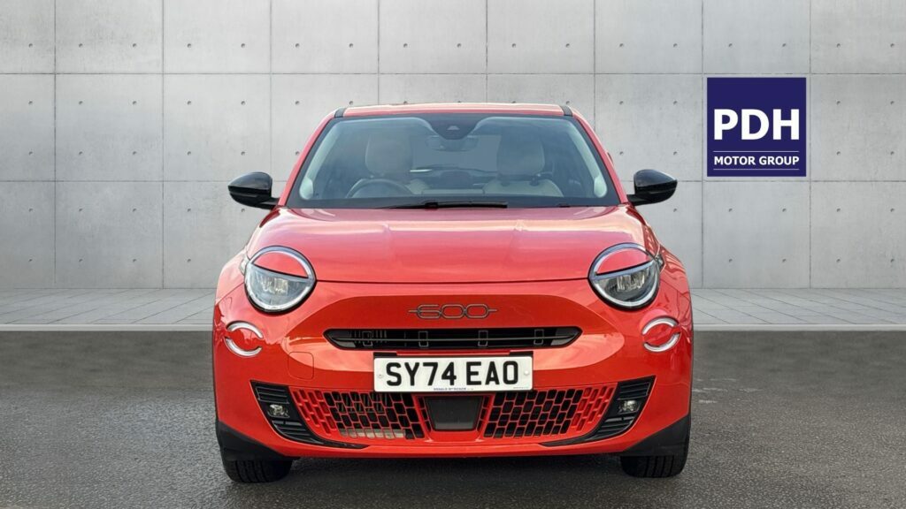 Fiat 600 1.2 Hybrid 100Bhp 48V Edct-6 SY74EAO Orange #5