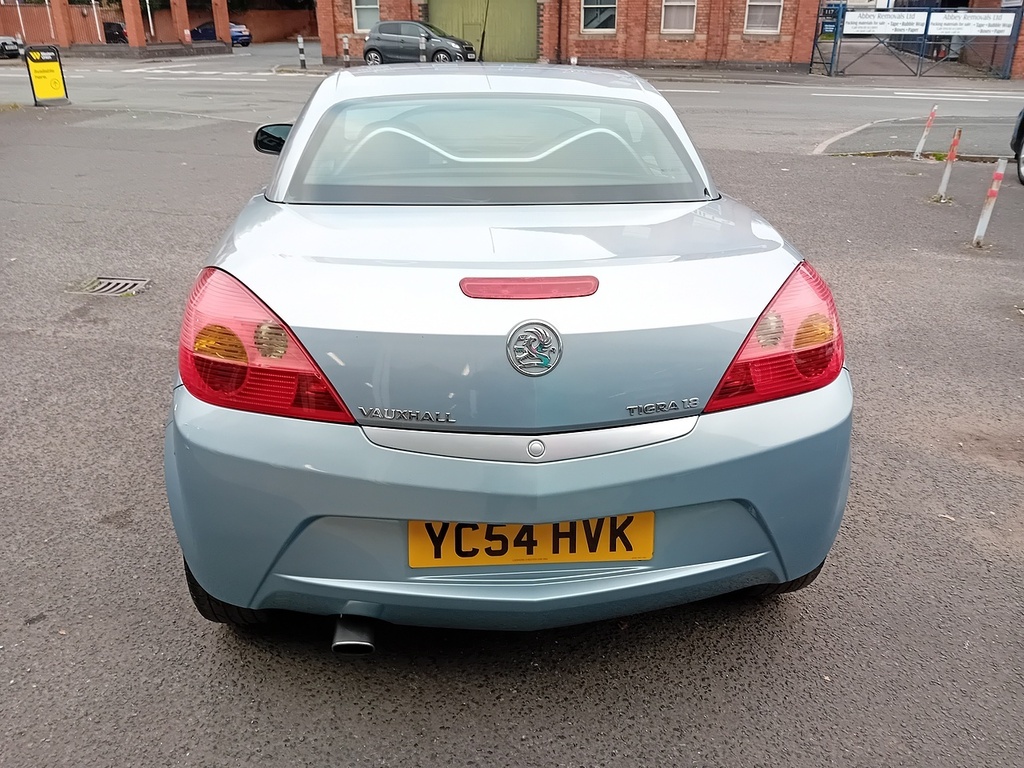 Vauxhall Tigra 1.8I Sport Convertible 185 Gkm Blue #6