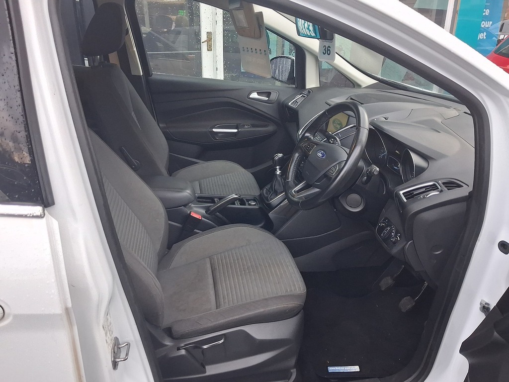 Ford Grand C-Max 1.0T Ecoboost Titanium Mpv Euro CE16WOH White #3